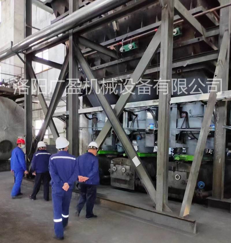 府谷項(xiàng)目煤倉清堵機(jī)安裝調(diào)試完成，運(yùn)行良好！